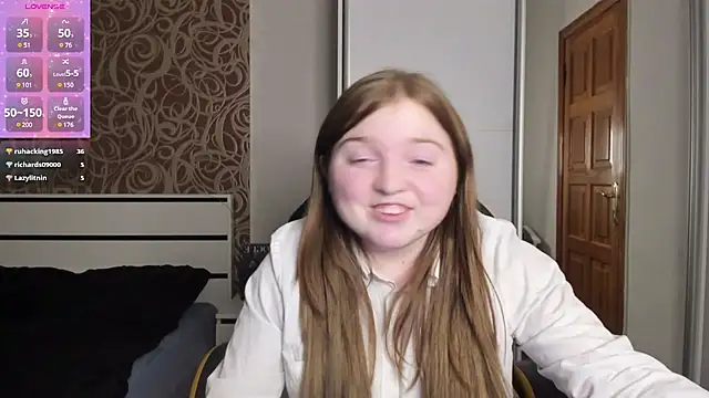 Snapshot of BettySprouse chatting on January 24, 12:09 am BettySprouse online show from January 24, 12:09 am