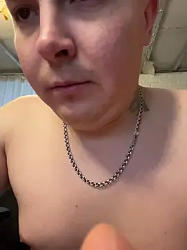 MrMrsRight online show from February 25, 3:51 am