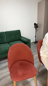 MrMrsRight online show from June 2, 12:05 pm