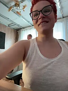 MrMrsRight online show from March 5, 9:50 am