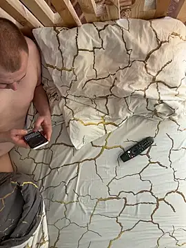 MrMrsRight online show from April 12, 9:23 am