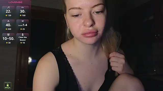 RinaBlondie online show from January 10, 2:40 am