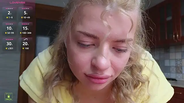 RinaBlondie online show from October 6, 1:23 pm