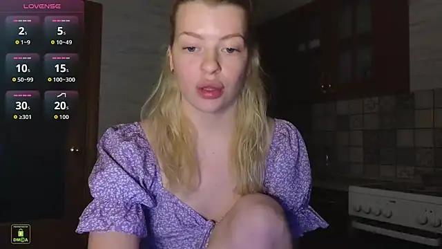 RinaBlondie online show from February 1, 9:46 pm