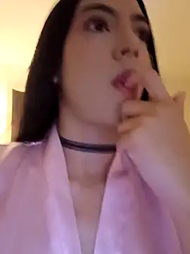 Julie Bennet online show from April 22, 2:18 am