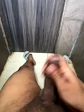 Snapshot of Cum_on_your_tityyy chatting on October 12, 11:22 am Cum on your tityyy online show from October 12, 11:22 am