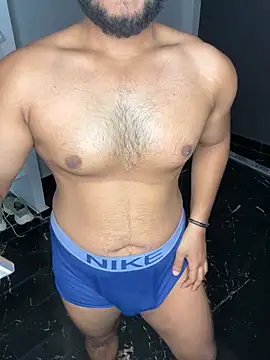 Snapshot of Cum_on_your_tityyy chatting on February 11, 8:48 am Cum on your tityyy online show from February 11, 8:48 am