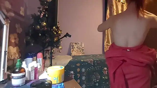  Kitti  online show from December 22, 6:08 pm