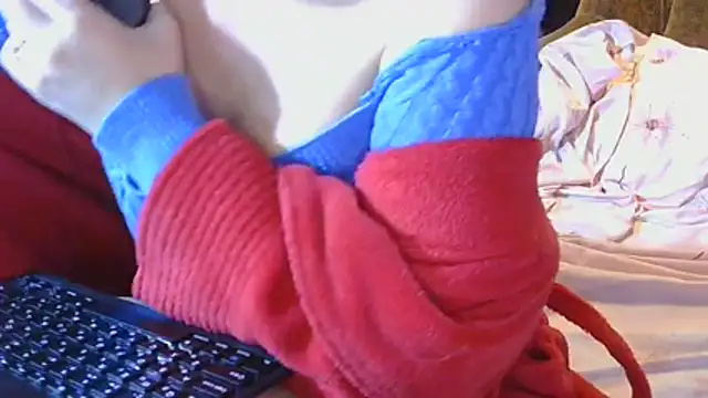  Kitti  online show from November 17, 5:06 pm