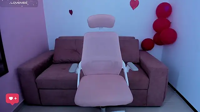 Snapshot of Darsha_Hara chatting on February 15, 8:45 pm Darsha Hara online show from February 15, 8:45 pm