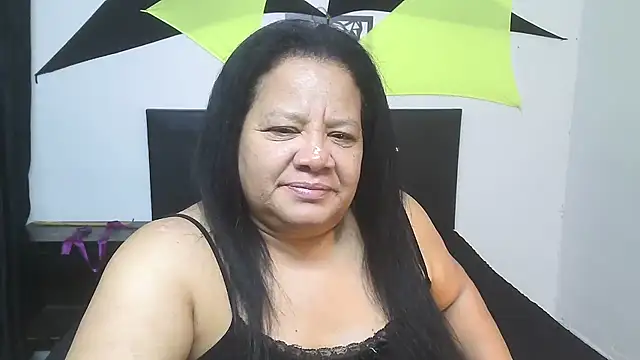 Shanttal0272 online show from April 2, 5:25 am