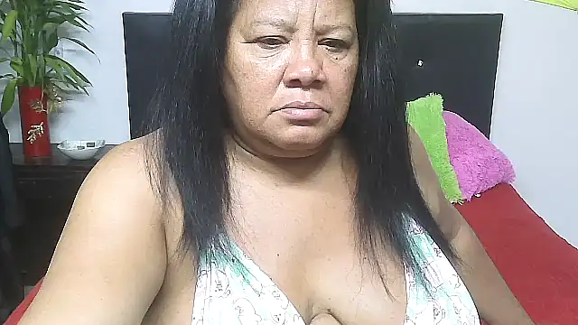 Shanttal0272 online show from May 24, 11:59 pm