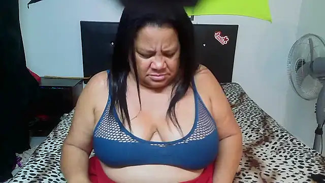 Shanttal0272 online show from March 9, 10:46 pm