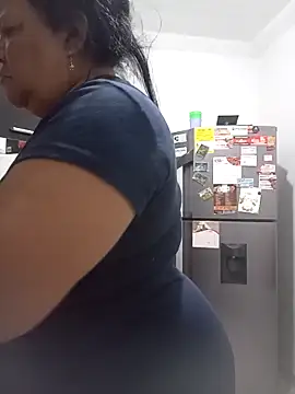 Shanttal0272 online show from April 1, 5:42 am