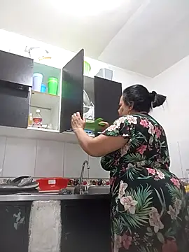 Shanttal0272 online show from April 14, 5:01 am