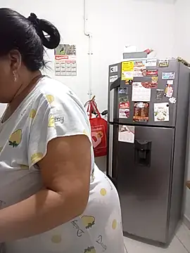 Shanttal0272 online show from February 12, 2:11 am