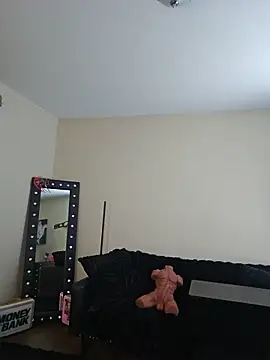 ellieconradxo online show from May 21, 3:42 pm