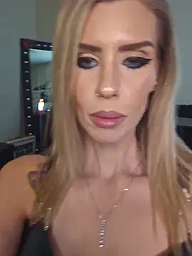 Snapshot of ellieconradxo chatting on July 30, 5:34 pm ellieconradxo online show from July 30, 5:34 pm