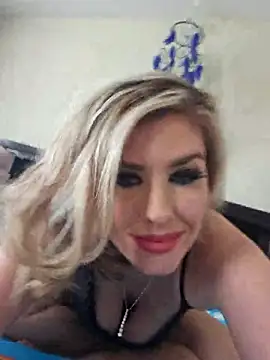 ellieconradxo online show from March 6, 8:48 pm