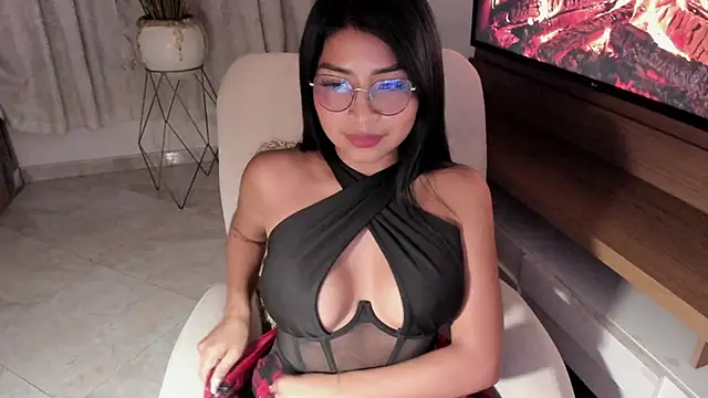 Pocahontascute 33 online show from February 24, 5:43 am