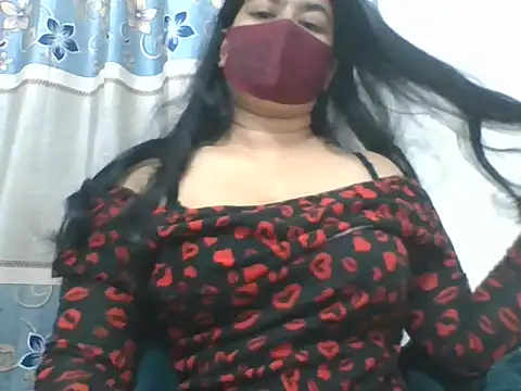 A-sweetgirl online show from January 5, 5:27 pm