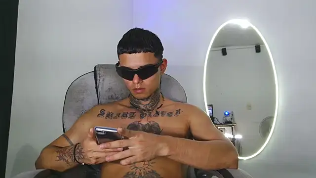Skartoliver online show from September 10, 2:54 am