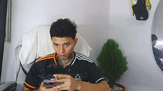 Skartoliver online show from September 22, 10:49 pm