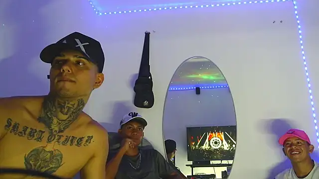 Skartoliver online show from September 18, 5:32 am