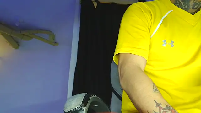 Skartoliver online show from October 2, 12:19 pm