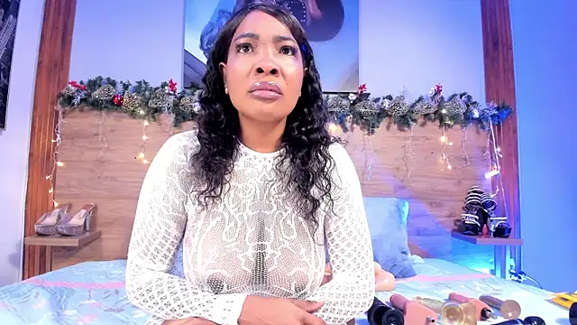 Aliisson Cruz online show from December 20, 5:38 pm