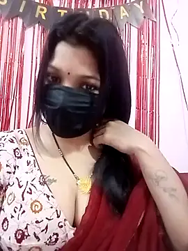 Snapshot of Beauty-khan chatting on February 13, 11:39 am Beauty-khan online show from February 13, 11:39 am