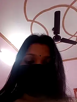 Snapshot of Beauty-khan chatting on February 9, 9:39 pm Beauty-khan online show from February 9, 9:39 pm