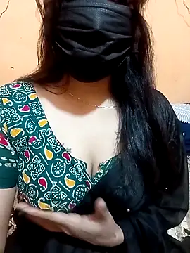 Snapshot of Beauty-khan chatting on October 27, 5:03 pm Beauty-khan online show from October 27, 5:03 pm