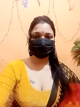 Snapshot of Beauty-khan chatting on October 21, 2:49 pm Beauty-khan online show from October 21, 2:49 pm