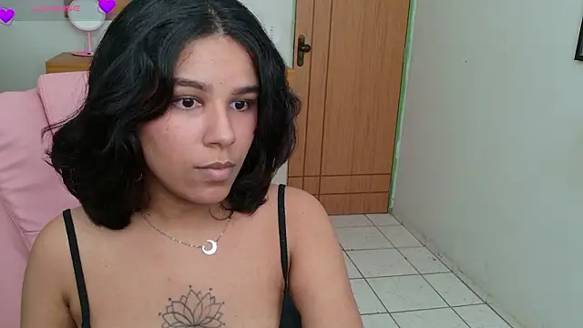 ninapego online show from March 5, 1:19 pm