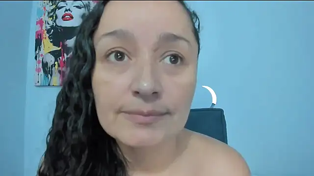  luna  sweet  online show from May 8, 1:42 am