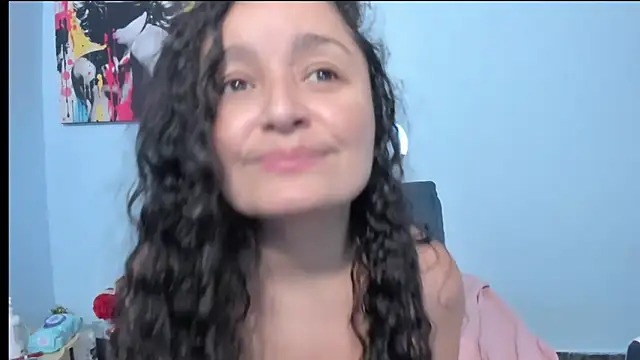  luna  sweet  online show from April 18, 7:00 am