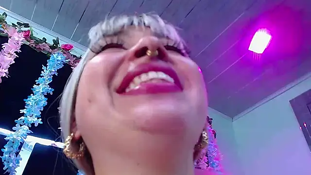 Cocoo Nuth online show from March 23, 5:54 am