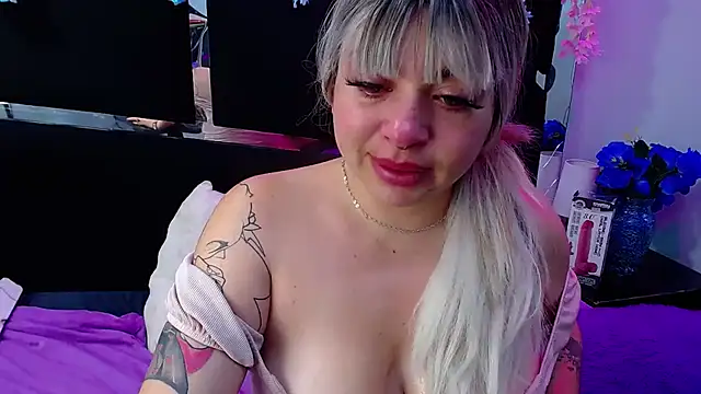 Cocoo Nuth online show from February 26, 7:02 am