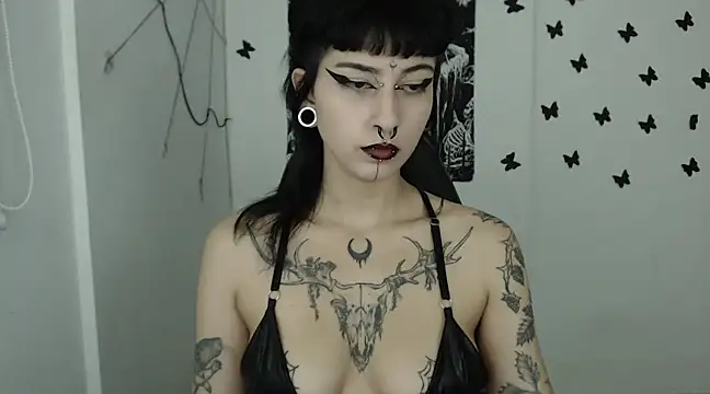 n0sferatus   online show from February 14, 3:22 am