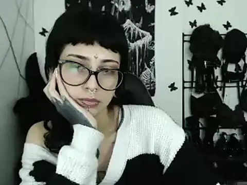 n0sferatus   online show from February 21, 2:46 am