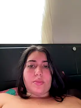 Snapshot of Tara__Sexy chatting on October 9, 4:40 pm Tara Sexy online show from October 9, 4:40 pm