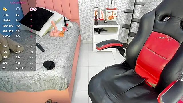 CATIAJONES online show from October 27, 4:52 pm