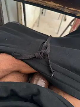 Black-mamba-madingo online show from February 7, 9:28 am