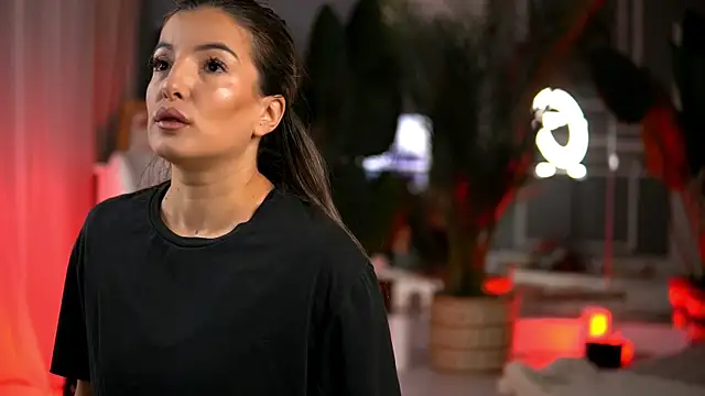 Snapshot of KellyMathews chatting on September 18, 1:52 am KellyMathews online show from September 18, 1:52 am