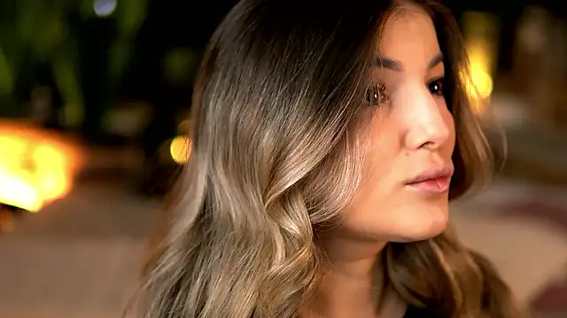 KellyMathews online show from March 5, 2:52 am