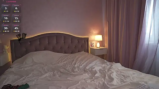  Moon  Shine  online show from July 25, 4:53 am