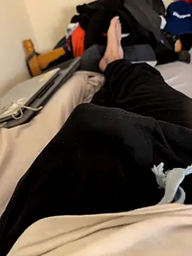 Alfie41105 online show from February 8, 8:50 pm