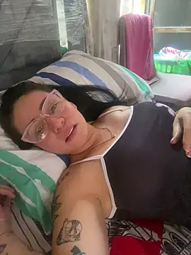 Snapshot of nurse_desi_sexlove chatting on March 15, 9:16 pm nurse desi sexlove online show from March 15, 9:16 pm