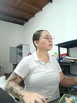 nurse desi sexlove online show from May 7, 10:18 am